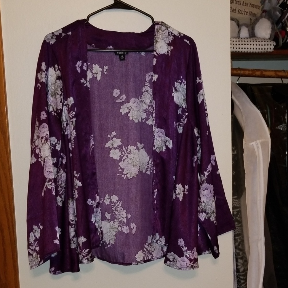 Waist-length kimono